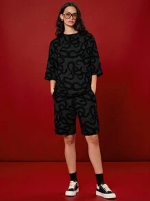 Manfinity VCAY 2pcs/Set Streetwear Full-Print Snake Pattern Knitted Flocking Loose Drop Shoulder Crew Neck Sweatshirt And Mid-Waist Straight Leg Shorts Suit - Black - View 4