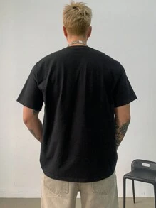 DAZY Summer Abstract Animal Print Letter Graphic Black T-Shirt For Men Business Attire - Black - View 2