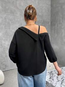 SHEIN Essnce Blusas casuales elegantes con hombro asimétrico y frío, de manga media y a rayas, para mujeres de talla grande, diseño elegante para ir al trabajo, camisas informales para maestras y mujeres que trabajan