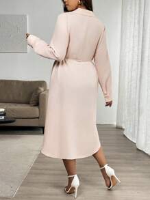SHEIN Unity Große Größen Hemdkleid mit Kragen und Knopfleiste