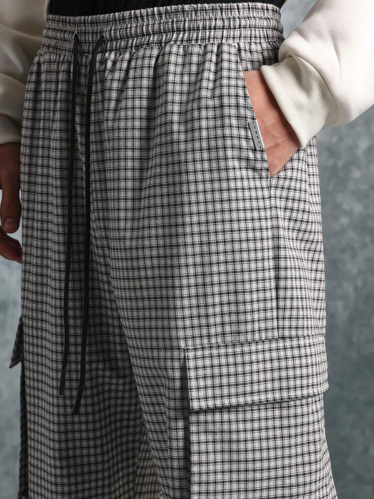 Comfortable Loose Fit Wide Leg Check Pattern Cargo Pants
