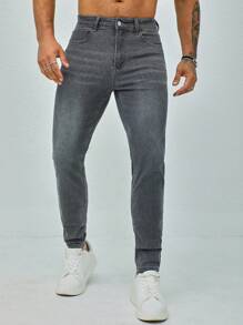 Manfinity Homme Men's Front Button Pocket Slim Fit Casual Denim Pants