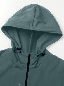 Manfinity Running 男士字母印花抽绳连帽运动夹克健身上衣秋季透气