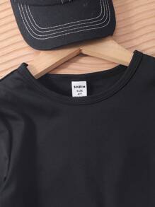 SHEIN 2 件套年轻男孩军绿色松紧腰吊带裤和基本款黑色长袖 T 恤，秋冬 - 綠色 - 查看 7