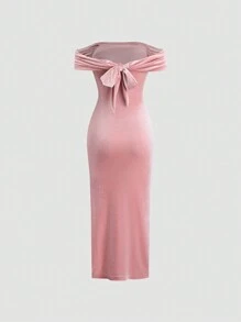 Sweetra Vestido ajustado de terciopelo con hombros descubiertos y abertura - Rosa - Ver 2