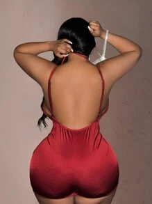 Slaydiva Plus Size Women Holiday Solid Color Sequin Decorated Romper,Valentine's Day