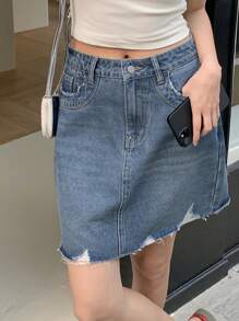 DAZY Women's Front Button Pocket Frayed Hem Casual Denim Skirt
