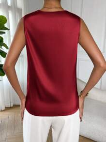 SHEIN Essnce Plus Size Women's Fall And Winter Fashion Elegant And Comfortable Red Sleeveless Top,Work Tops,Women Blouse,Curve Tops,Business Commuter Tops,Office Wear,Party Women,Summer Women,Going Out Tops Women,Date Night Women,Valentine's Day - Burgundy - View 2
