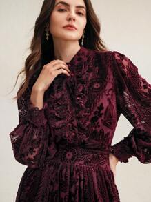 Anewsta 女士立领灯笼袖碎花植绒裙优雅套装，高端派对新年装 - 酒紅色 - 查看 2