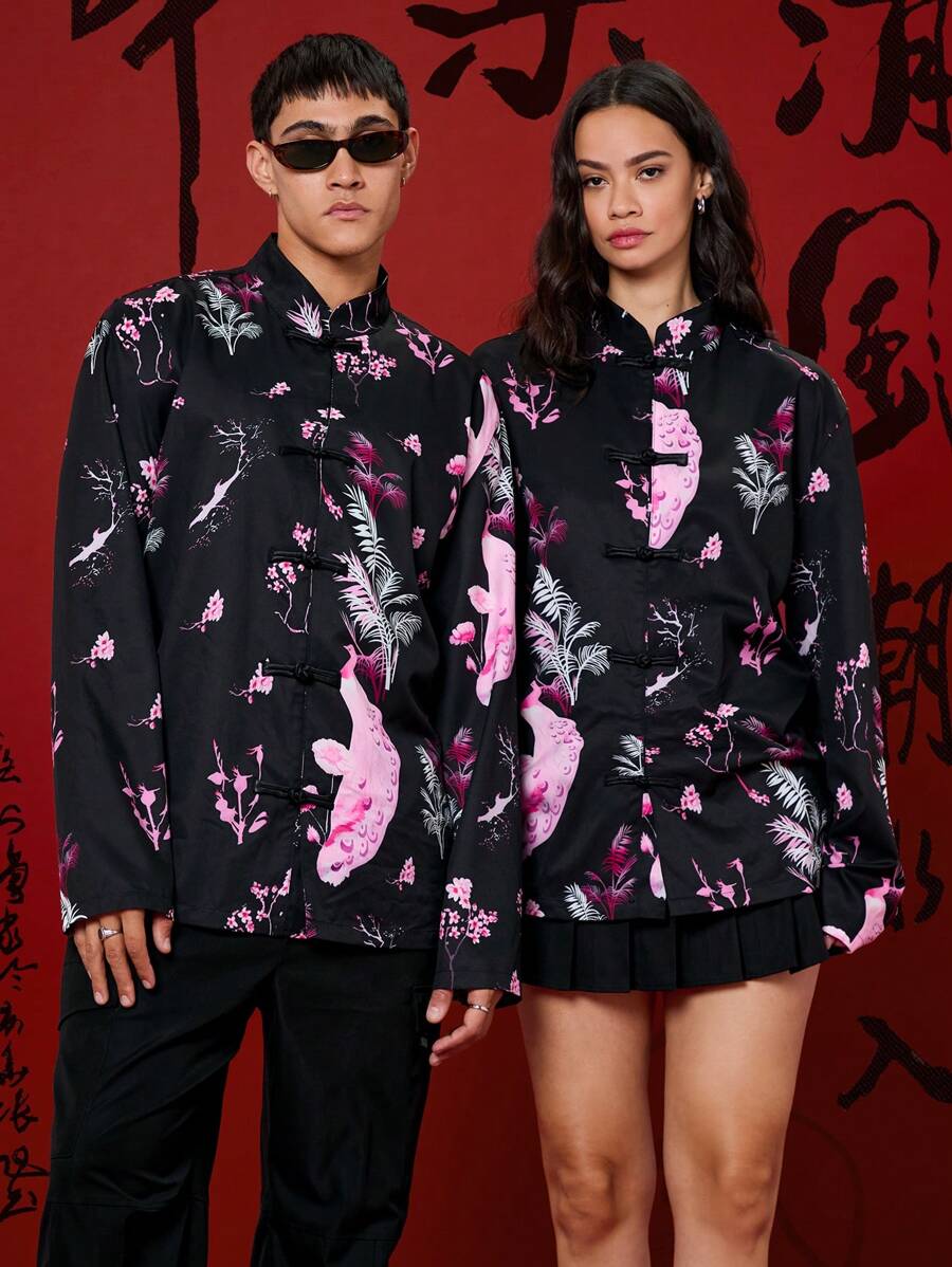 Manfinity VCAY 男女通用编织数码印花宽松落肩长袖休闲衬衫，中国风新年设计 - 黑色 - 查看 1