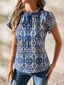 SHEIN Clasi 女士荷叶边镂空领口短袖印花系带蝴蝶结衬衫，蓝色和白色，休闲装，春夏 - 藍白色 - 查看 3