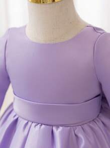 SHEIN Glamorique Kids 圣诞公主女童礼服舞会礼服，女婴长袖缎面连衣裙，带蝴蝶结，薄纱裙，秋冬季，万圣节 - 淡紫色 - 查看 7