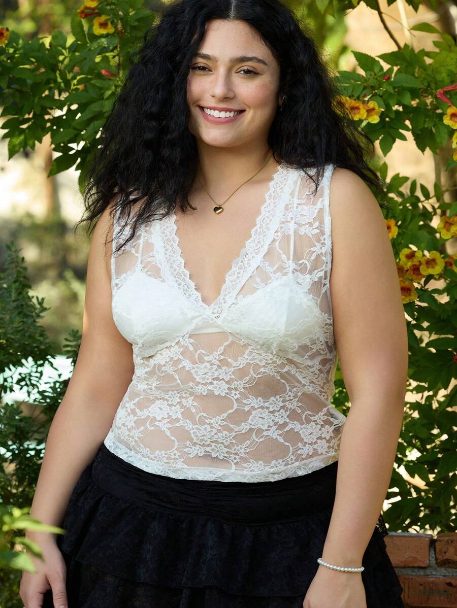 SHEIN EZwear Plus Size Spring Sheer White Lace Camisole - White - View 1