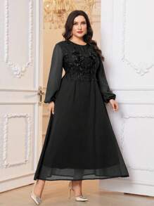 Modelyn 大码花卉刺绣圆领长袖休闲直筒连衣裙