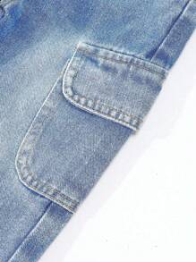 SHEIN 幼儿男童街头风格百搭工装裤，休闲柔软舒适洗水牛仔裤，时尚日常穿着，2024 年春秋新品系列 - 淺色水洗藍 - 查看 5