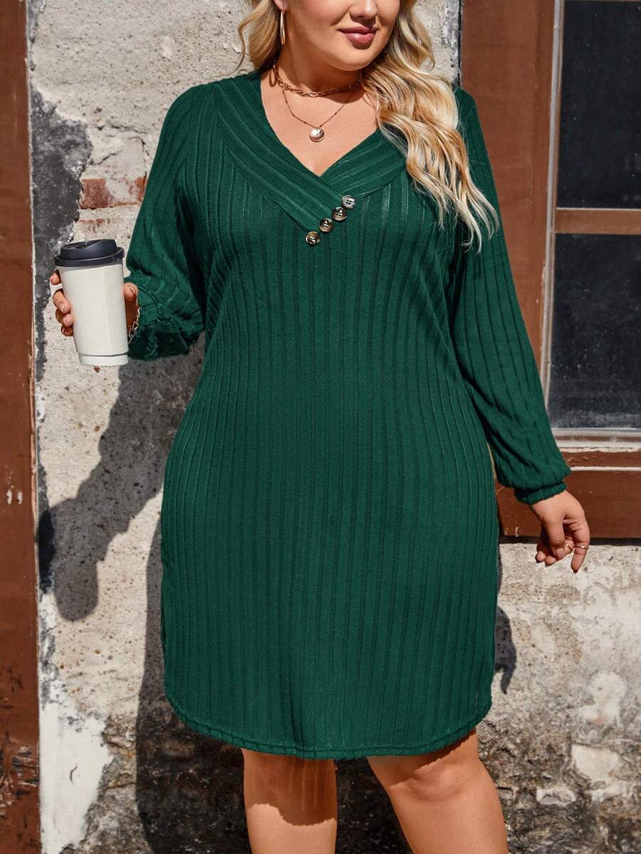 EMERY ROSE Plus Size Velvet Ribbed V-Neck Midi Dress With Long Sleeve - Green - View 1
