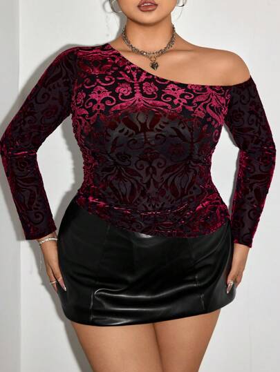 SHEIN ICON Blusas de talla grande con cuello asimétrico, bajo asimétrico y plisadas en terciopelo burdeos