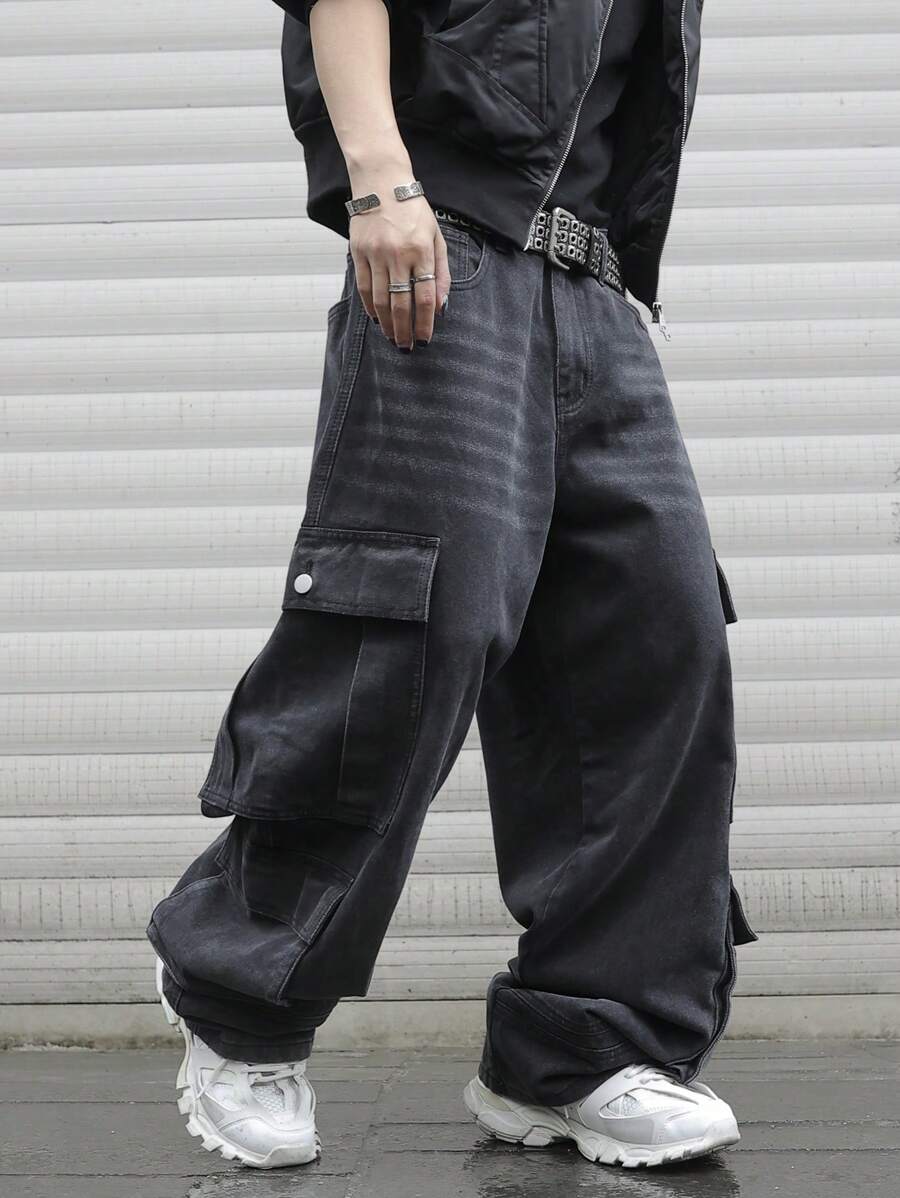 Manfinity EMRG Men's Casual Denim Jeans, Minimalist & Fashionable For Everyday Wear - Black - View 1