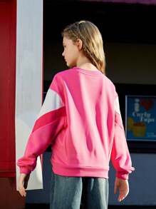 SHEIN Sudadera con cuello redondo y texto gráfico divertido con estilo de bloqueo de color casual urbano para niñas preadolescentes, apropiada para la fotografía callejera urbana y el uso casual diario - Multicolor - Ver 3