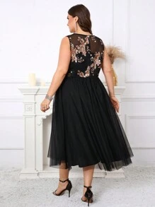 SHEIN Clasi Elegancka sukienka imprezowa z cekinami i siateczką bez rękawów w dużym rozmiarze