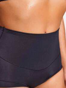 SHEIN Shape Women Solid Color Casual Shaping Shorts