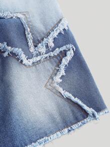 SHEIN Girlism 青少年女孩 Y2K 时尚拼色星星补丁褪色磨损男友宽松牛仔短裤带斜口袋，女孩夏装套装 - 中等水洗藍 - 查看 3