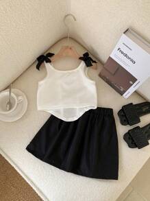 Souflis Souflis 2 件套女婴/婴儿/幼儿 0-3 岁时尚弧形下摆吊带上衣和百褶裙套装，黑色和白色 - 黑與白 - 查看 2