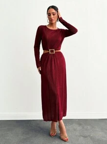 SHEIN SUKIENKA MAXI Z DŁUGIM RĘKAWEM I ZŁOTYM PASKIEM ODKRYWAJĄCA TALIE