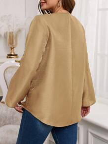 EMERY ROSE 大码优雅纯蓝色卷袖弧形下摆衬衫，冬季女装 - 黃色 - 查看 2