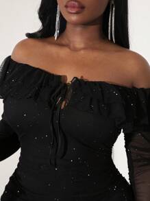 SHEIN SXY Vestido elegante con hombros descubiertos, volantes y detalles con brillo para tallas grandes para el Día de San Valentín