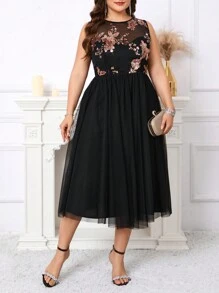 SHEIN Clasi Elegancka sukienka imprezowa z cekinami i siateczką bez rękawów w dużym rozmiarze