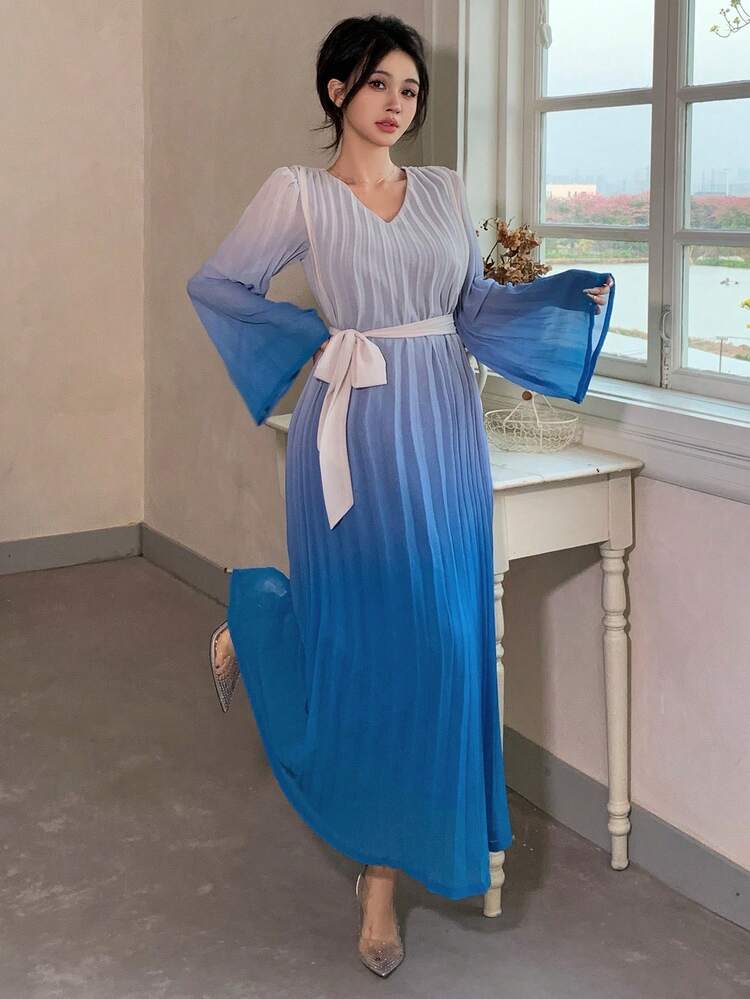 Women's New Elegant Ombre Pleated Long Dress, Spring/Summer Maxi Dress