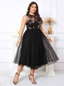 SHEIN Clasi Elegancka sukienka imprezowa z cekinami i siateczką bez rękawów w dużym rozmiarze