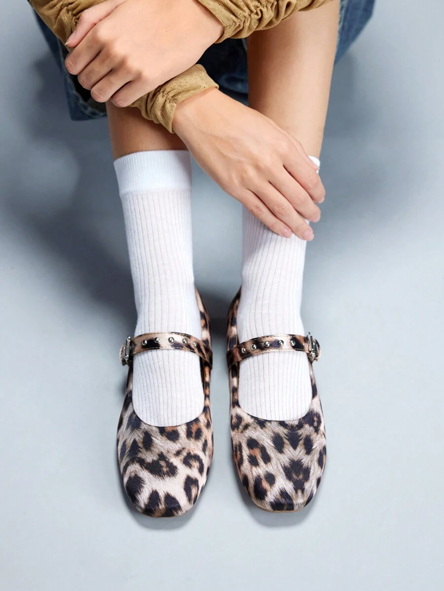 CUCCOO GRLICON 女士 Y2K 风格平底鞋，适合朋克、骑行者、酷女孩、万圣节、圣诞节、派对装扮 - 棕色 - 查看 1