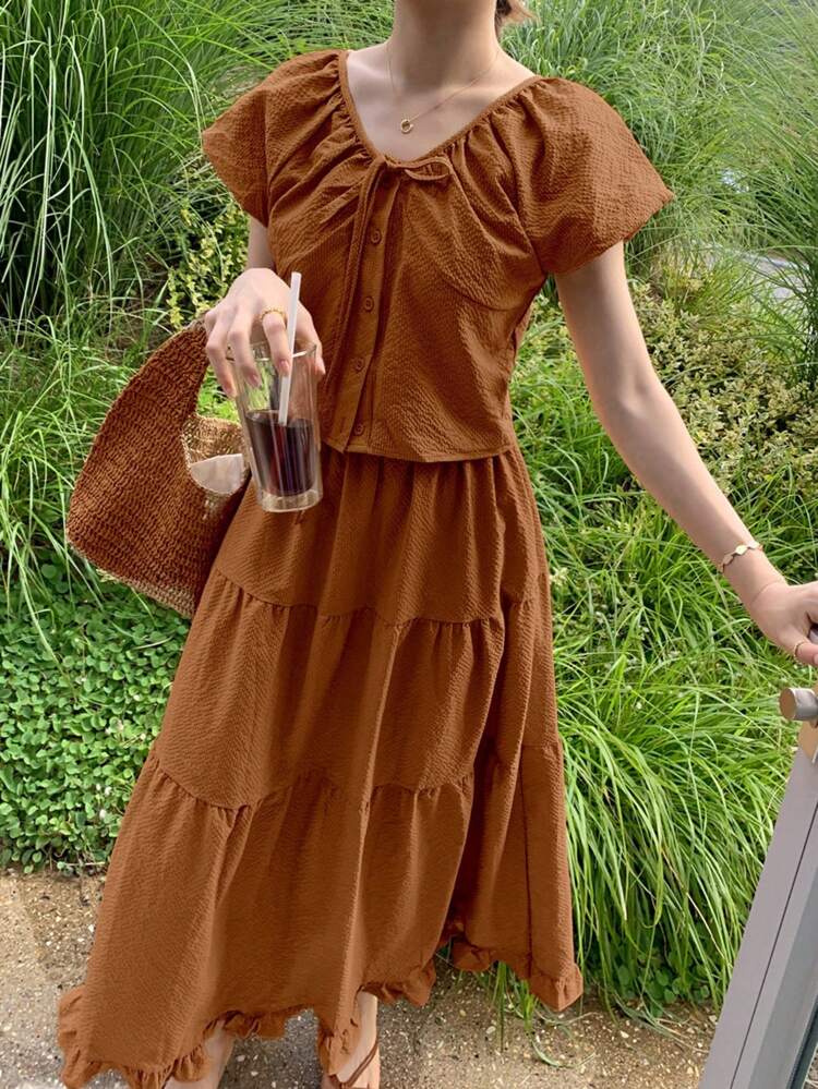 2pcs Women's Textured Fabric Blouse & Flared Skirt Set