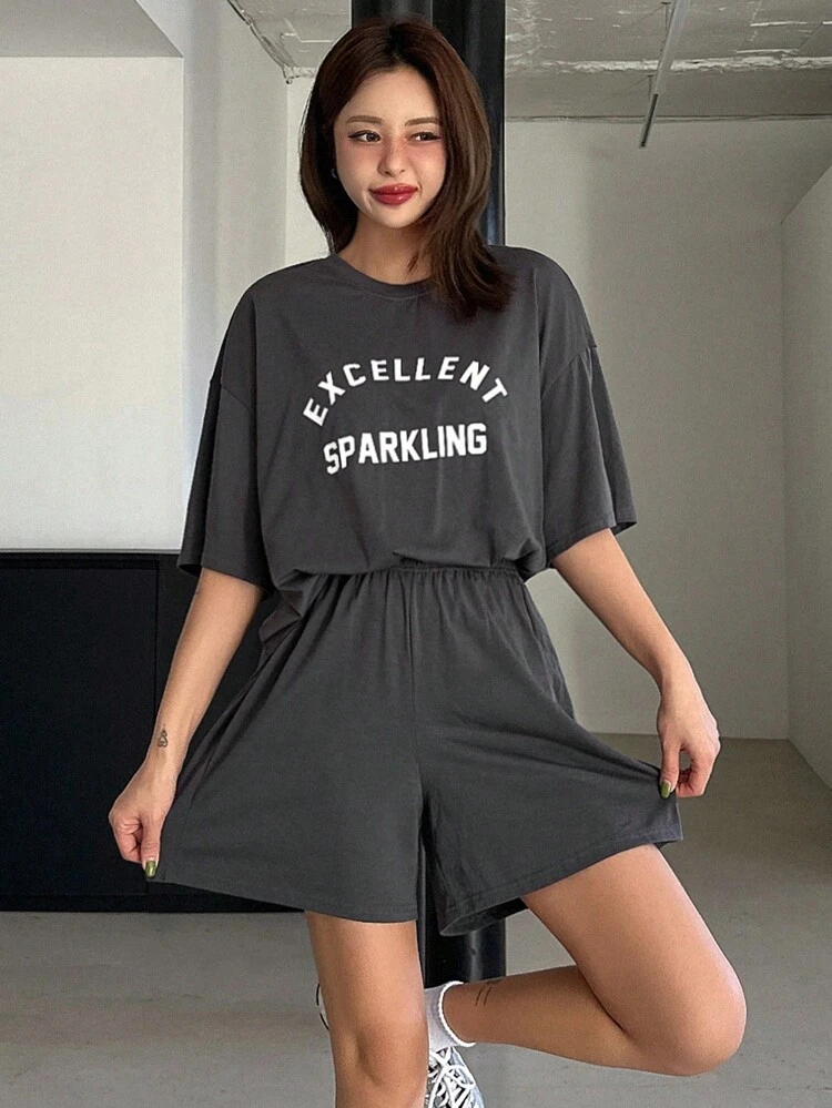 2pcs/Set Women Loose Casual Letter Printed Short Sleeve Top And Shorts Pajama Set