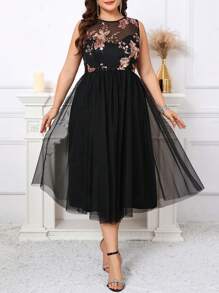 SHEIN Clasi Elegancka sukienka imprezowa z cekinami i siateczką bez rękawów w dużym rozmiarze