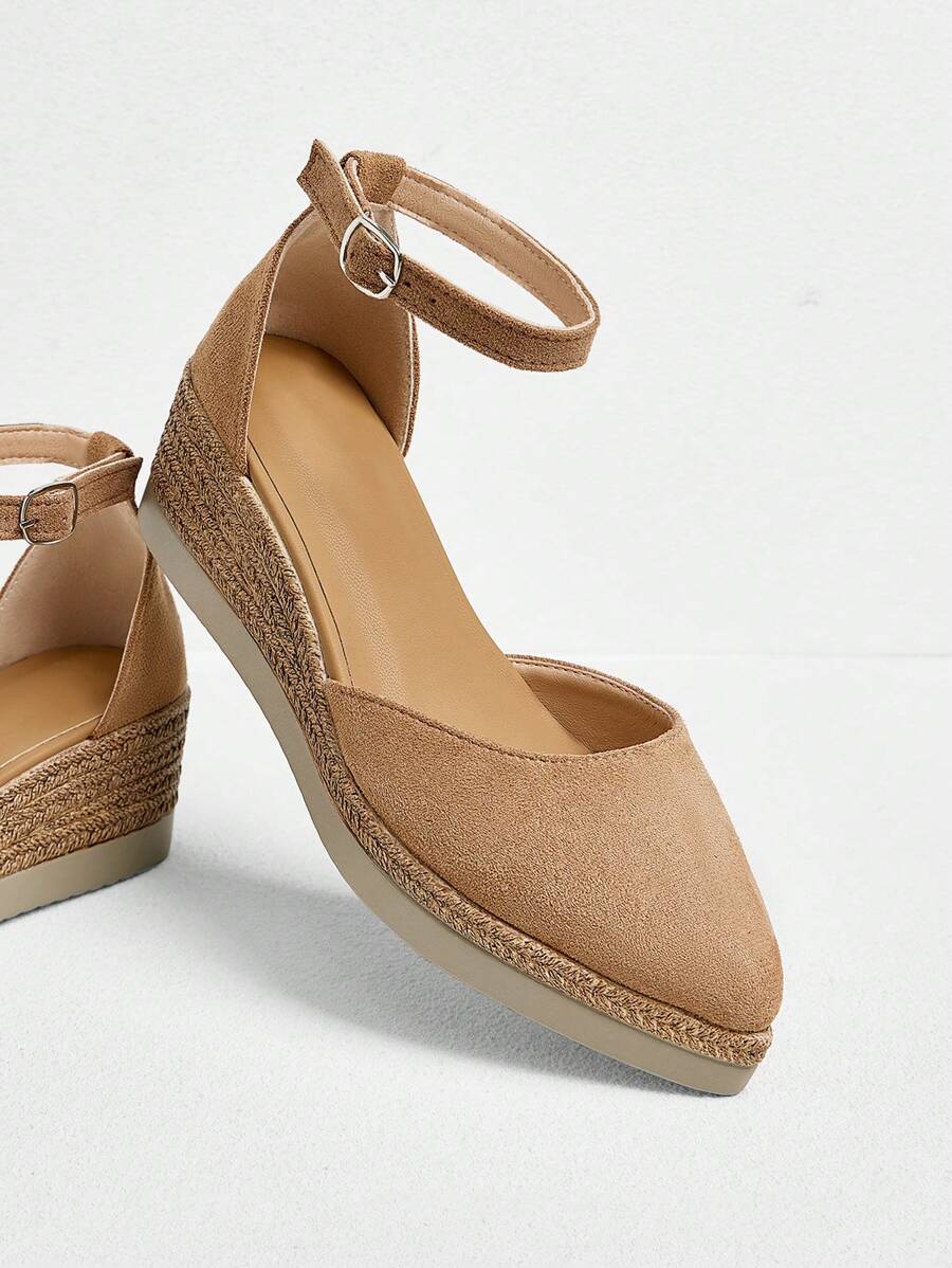 Styleloop new pointed toe low heel women sandals strap buckle design