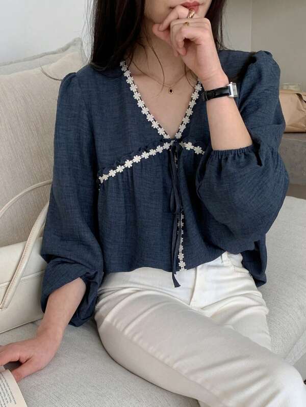 DAZY Women's Color Block Lace Trim Loose Long Sleeve Drawstring V-Neck Vacation Blouse Top,Fall Clothes