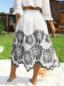 SHEIN LUNE Falda larga elegante de mujer talla grande, versátil y casual con bordado floral en el bajo, adecuada para estilo chino, fiestas, reuniones, refrescante, alivio del estrés, vestido de noche elegante - Blanco - Ver 2