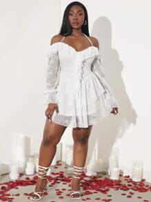 SHEIN SXY Vestido de mujer de talla grande para primavera/verano, Día de San Valentín, vacaciones, playa, verano, multicapa, unicolor, simple, de uso diario, con encaje y volante en el dobladillo, adecuado para uso cotidiano y vestuario occidental