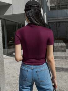 DAZY 女士修身立领短袖 T 恤，休闲日常穿着 - 酒紅色 - 查看 3