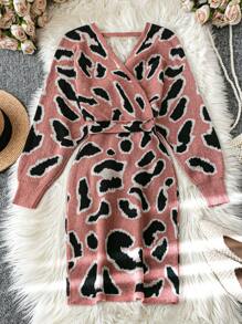 SHEIN Clasi 2024 年最新时尚豹纹交叉 V 领毛衣连衣裙女款 - 彩色 - 查看 2