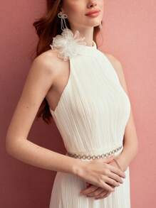 MOTF PREMIUM TEXTURED STEREO FLORAL DRAPED DRESS - White - View 4