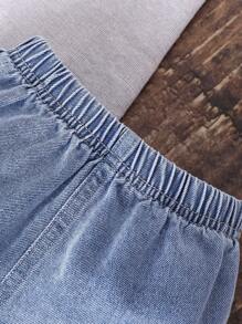 SHEIN 2 Stücke Baby Jungen Sets, Frühling & Herbst Denim 3-teiliger Outfit - Modische Weste mit Kragen, weißes Kurzarm T-Shirt und Shorts. Geeignet für Outdoor-Spiel, lässige Freizeitkleidung, Urlaub, Geburtstagsfeiern und Familienzusammenkünfte. Bequemer, strapazierfähiger Kleinkind und Unisex Sommer Outfit