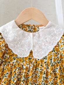 SHEIN LMoss Kids LMoss Newborn Baby Girl Cute Ditsy Floral Pattern Collared Short Sleeve Bodysuit, Summer - Yellow - View 4
