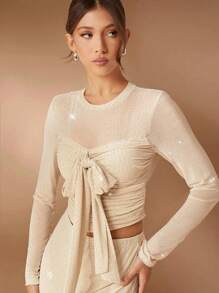 L'Amorae Elegante blusa de manga larga con detalle de lazo, pedrería y pliegues en malla