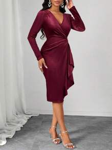 SHEIN Lady Vestido elegante de terciopelo rojo de manga larga para mujer, ropa de Navidad para mujer con diseño de volantes y ajuste ceñido - Burdeos - Ver 3