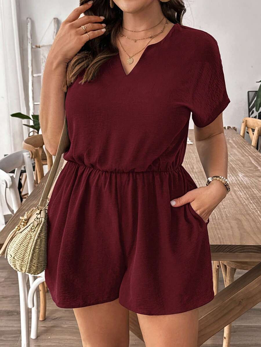 SHEIN LUNE 大码纯色 V 领短袖口袋连体裤，休闲简约 - 酒紅色 - 查看 1