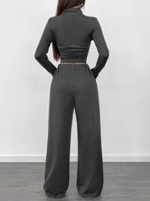 RosyDaze Set van 2 stuks: Asymmetrisch T-shirt met lange mouwen en gerimpelde zoom en wijde broek